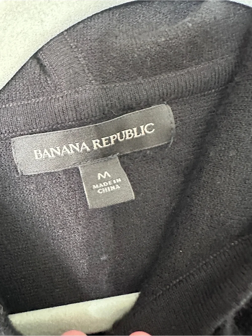 Banana Republic Men’s Black Hooded Sweater Knit Pullover Size M